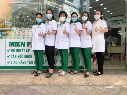 Đội ngũ dược sĩ Nhà Thuốc Tâm An tư vấn tận tâm